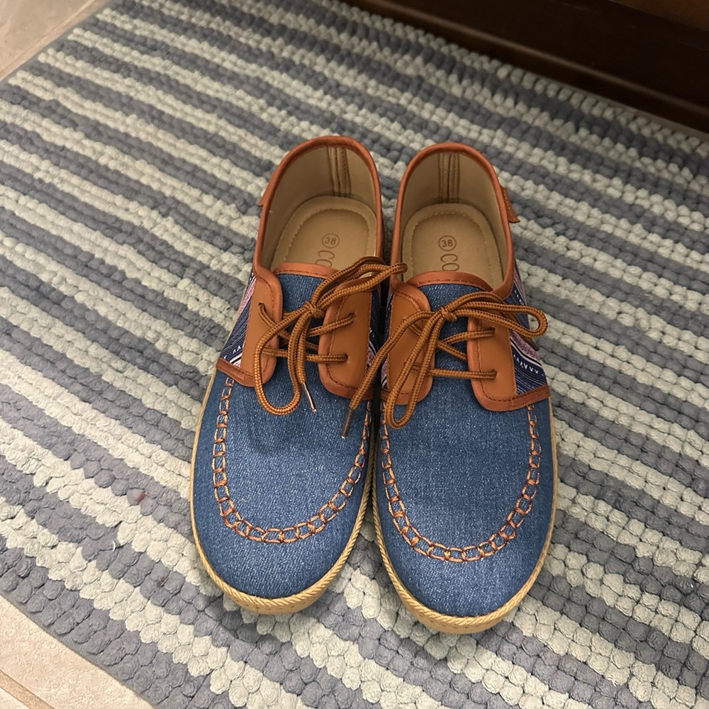 Stylish Blue and Brown Women’s Shoes